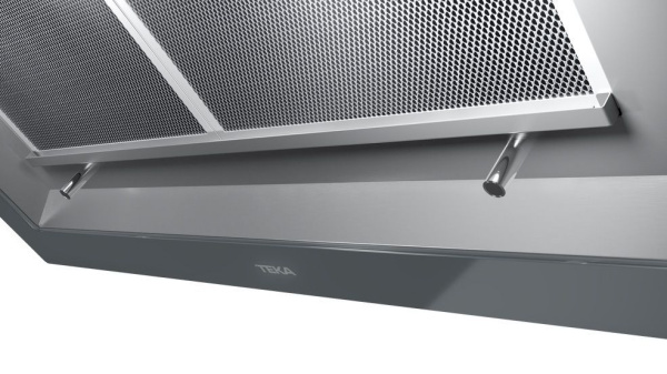 cb878495-5825-11eb-811d-001d60bde2ae-2