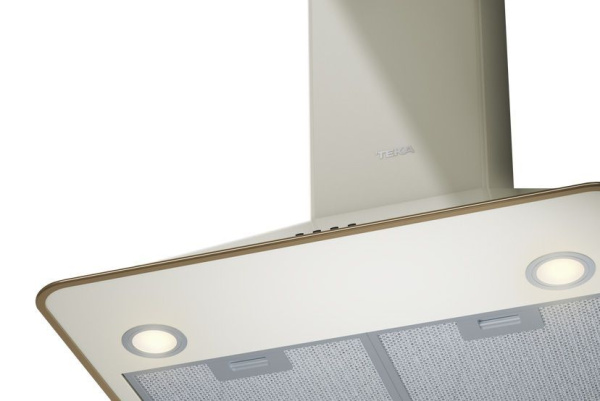 cb878499-5825-11eb-811d-001d60bde2ae-2